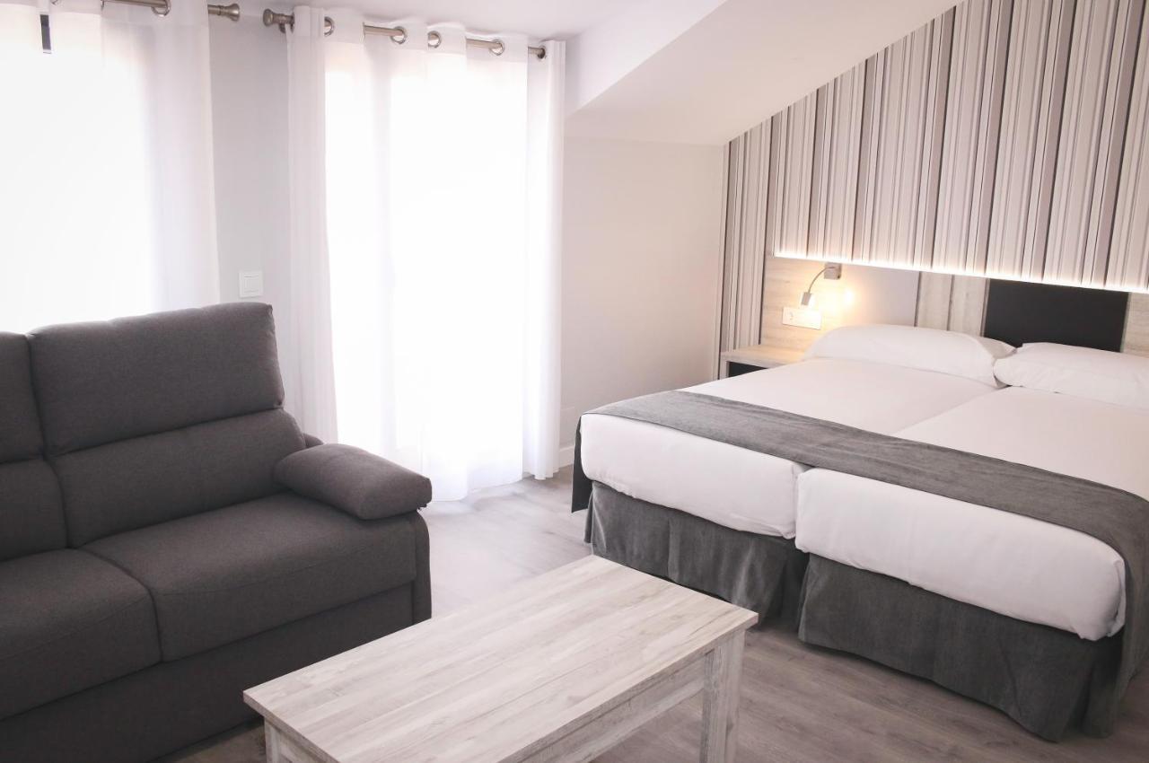 Parque Florida Hotell Ciudad-Rodrigo Exteriör bild
